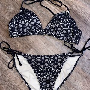 Victoria Secret bikini